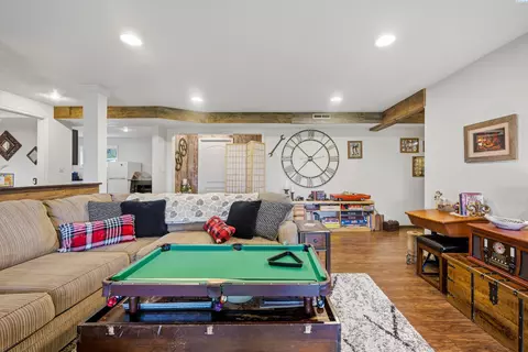 Living - 930 SW Fountain St, Pullman, WA 99163 photo 3 of 3