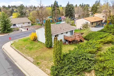 View/Area - 310 NW Dillon St, Pullman, WA 99163 photo 2 of 7