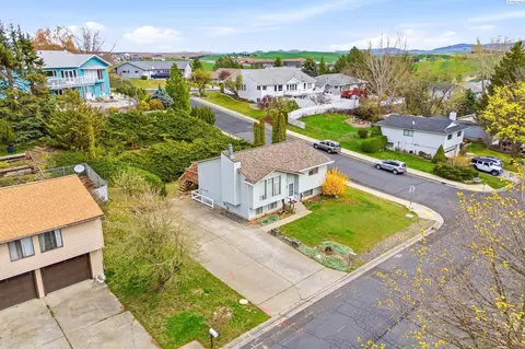 View/Area - 310 NW Dillon St, Pullman, WA 99163 photo 6 of 7