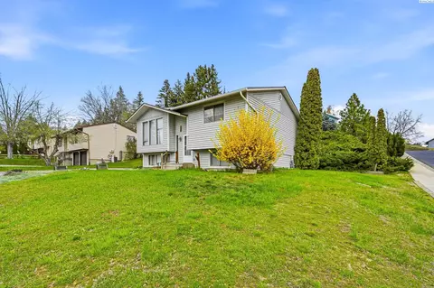 Exterior - 310 NW Dillon St, Pullman, WA 99163 photo 5 of 5