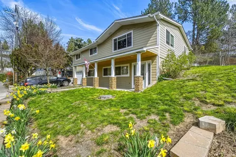 Exterior - 1740 NE Lower Dr, Pullman, WA 99163 photo 9 of 9