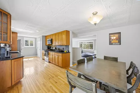 Dining - 1740 NE Lower Dr, Pullman, WA 99163 photo 1 of 2