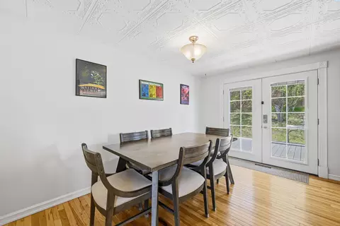Dining - 1740 NE Lower Dr, Pullman, WA 99163 photo 2 of 2