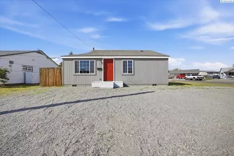 412 Adams St, Richland, WA 99352