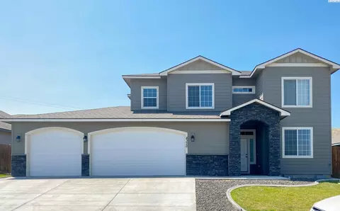 4326 S Anderson Pl, Kennewick, WA 99337