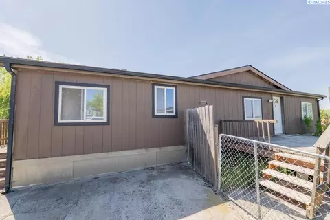 260 NW Golden Hills Dr # 57, Pullman, WA 99163