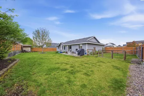 Exterior - 8504 Studebaker Dr, Pasco, WA 99301 photo 4 of 6