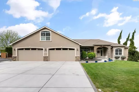 8221 W 10th Ave, Kennewick, WA 99336