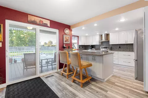 Kitchen - 8920 Maple Dr, Pasco, WA 99301 photo 4 of 5