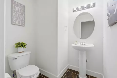 Bath - 5608 Pimlico, Pasco, WA 99301 photo 1 of 3