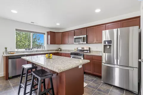 Kitchen - 5608 Pimlico, Pasco, WA 99301 photo 1 of 3