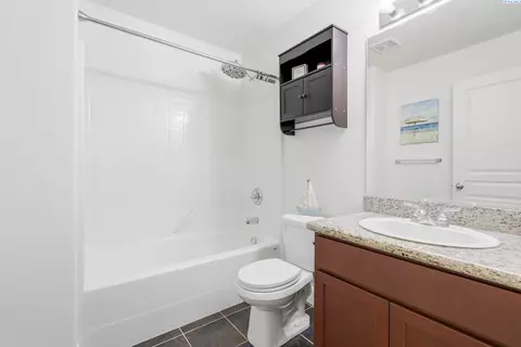 Bath - 5608 Pimlico, Pasco, WA 99301 photo 3 of 3