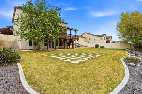 Exterior - 5608 Pimlico, Pasco, WA 99301 photo 4 of 8