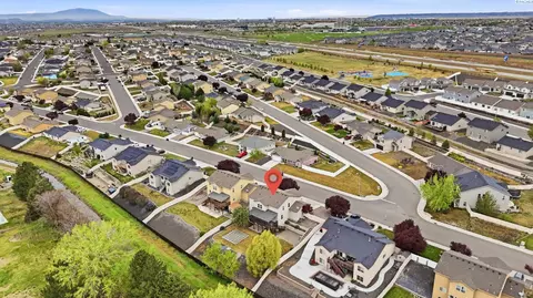View/Area - 5608 Pimlico, Pasco, WA 99301 photo 2 of 6