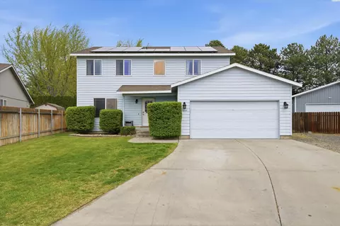 2004 W 28th Pl, Kennewick, WA 99336