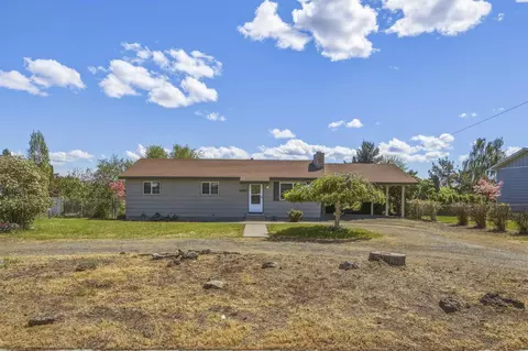 3201 Hill Dr, Grandview, WA 98930