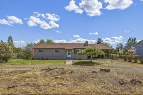 3201 Hill Dr, Grandview, WA 98930