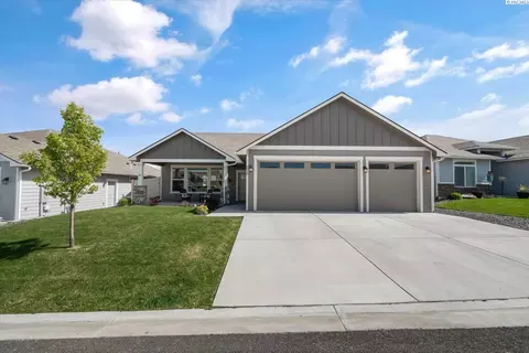 3753 S Van Buren St, Kennewick, WA 99338