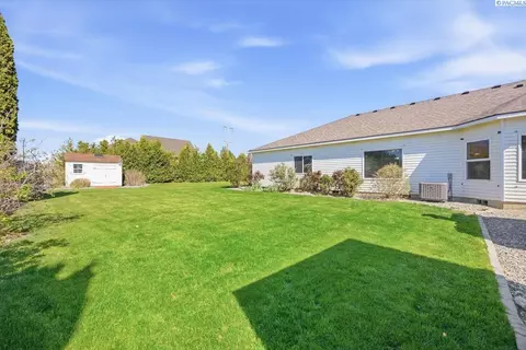 Exterior - 2304 Road 52, Pasco, WA 99301 photo 3 of 5