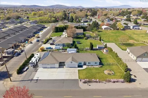 View/Area - 2304 Road 52, Pasco, WA 99301 photo 3 of 4