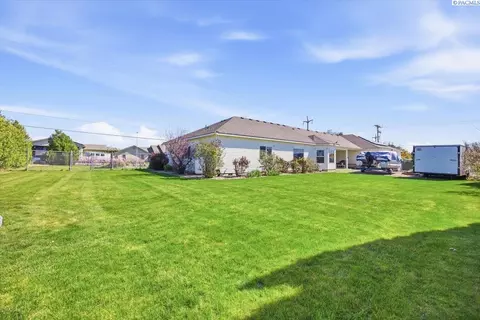 Exterior - 2304 Road 52, Pasco, WA 99301 photo 5 of 5