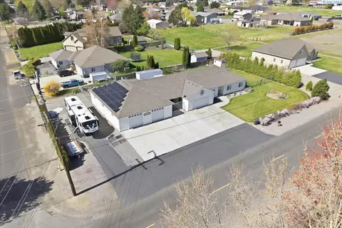 View/Area - 2304 Road 52, Pasco, WA 99301 photo 2 of 4