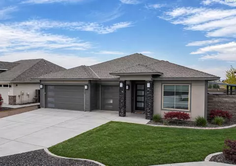9908 Chinook Ct, Pasco, WA 99301