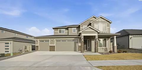 2560 Rinas Rd, Richland, WA 99352