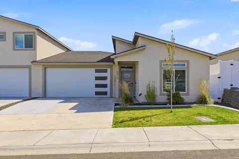 3313 S Nelson Pl, Kennewick, WA 99338