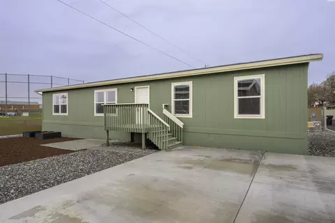 3517 N Road 84 #110C, Pasco, WA 99301