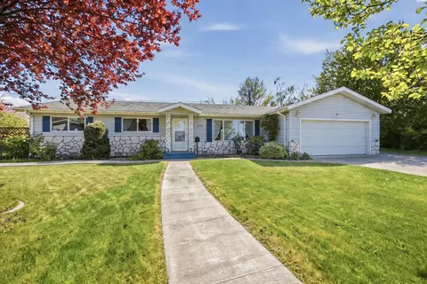 4303 W Okanogan Ave, Kennewick, WA 99336