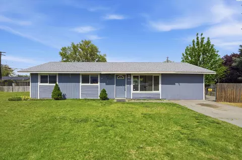 1720 W 11th Ave, Kennewick, WA 99337
