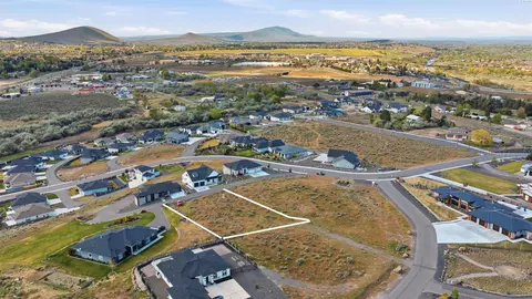 1009 Sunhaven Pl, Richland, WA 99352