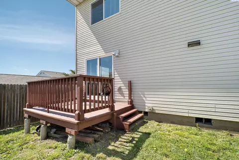 Exterior - 540 SE Shoemaker Pl, Pullman, WA 99163 photo 6 of 9