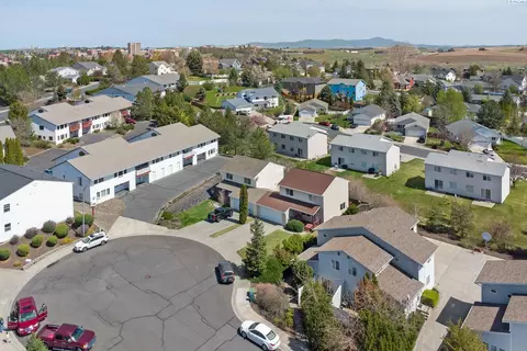 View/Area - 540 SE Shoemaker Pl, Pullman, WA 99163 photo 2 of 5