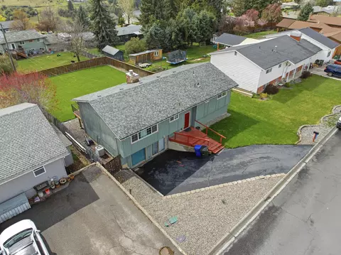 View/Area - 809 E Valleyview Ln, Colfax, WA 99111 photo 1 of 8