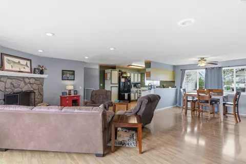 Other - 809 E Valleyview Ln, Colfax, WA 99111 photo 1 of 9