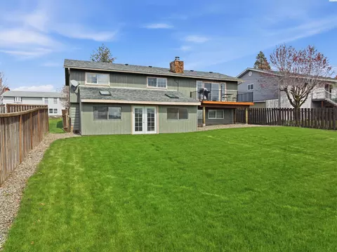 Exterior - 809 E Valleyview Ln, Colfax, WA 99111 photo 11 of 12