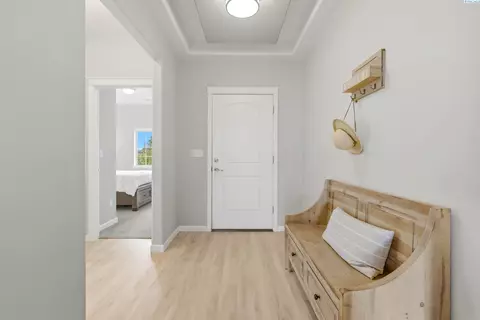 Entry Way - 3161 Deserthawk Loop, Richland, WA 99354 photo 1 of 1
