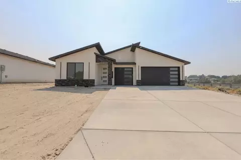 4114 S Kingwood St, Kennewick, WA 99337