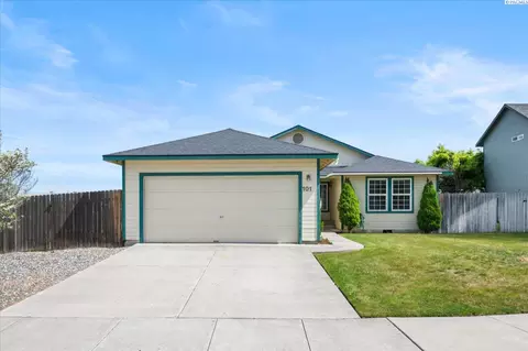 101 S Van Buren Ct, Kennewick, WA 99336