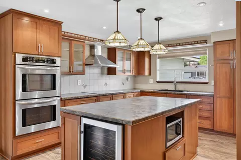 Kitchen - 4313 W Agate St, Pasco, WA 99301 photo 7 of 8
