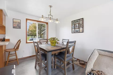 Dining - 801 E Valleyview Ln, Colfax, WA 99111 photo 1 of 1
