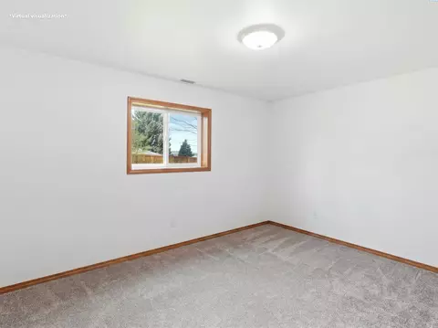 Bedroom - 801 E Valleyview Ln, Colfax, WA 99111 photo 4 of 5
