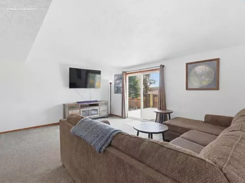Living - 801 E Valleyview Ln, Colfax, WA 99111 photo 2 of 7