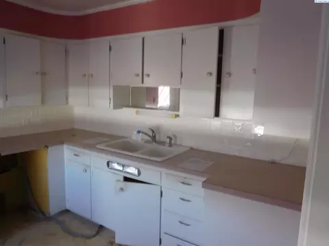 Kitchen - 2005 Road 76, Pasco, WA 99301 photo 1 of 2