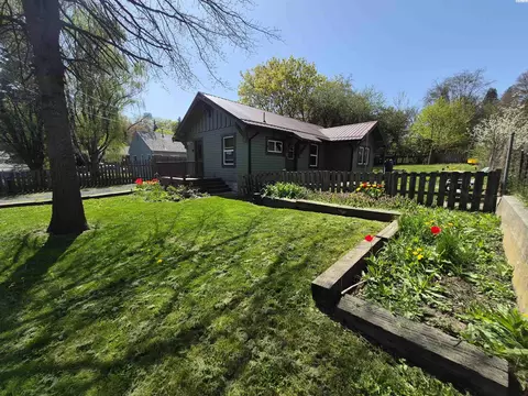 Exterior - 535 SE Side St, Pullman, WA 99163 photo 1 of 9