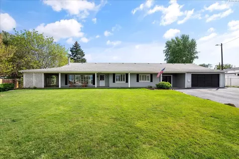 4427 W Rio Grande Ave, Kennewick, WA 99336