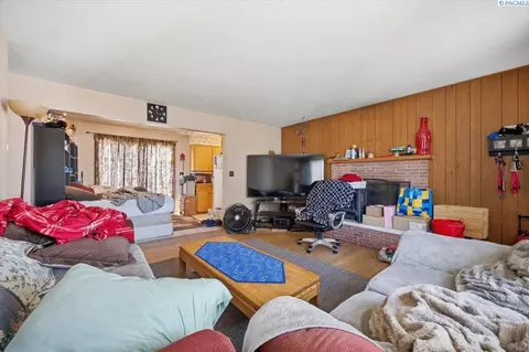 1932 W Ruby St, Pasco, WA 99301 photo 4
