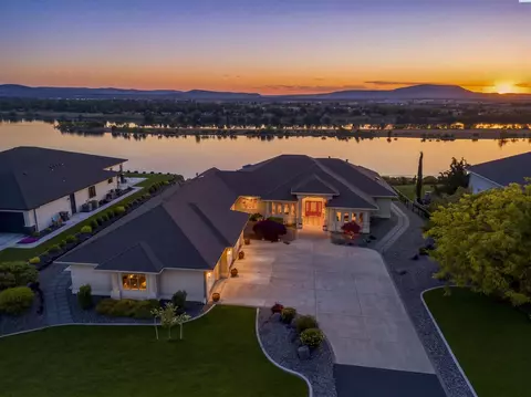 170 Alta Ln, Pasco, WA 99301